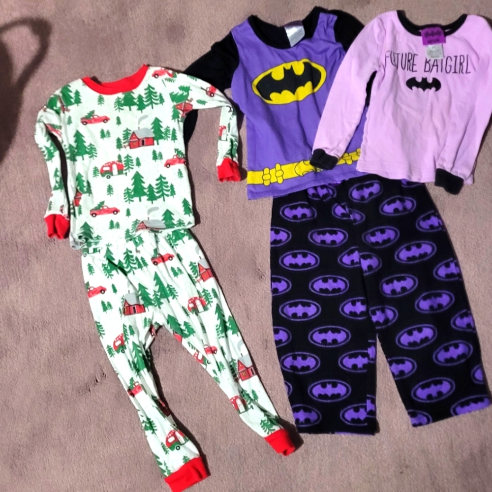 Girls 3T pj lot